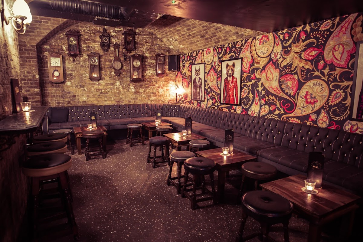 The Cocktail Club - Cocktail Bar Near Monument